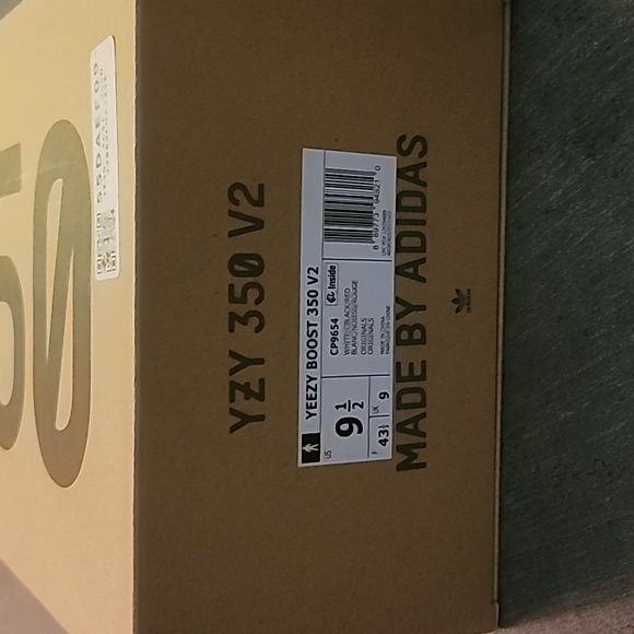 adidas Yeezy Boost 350 V2 Zebra - Picture 5 of 6